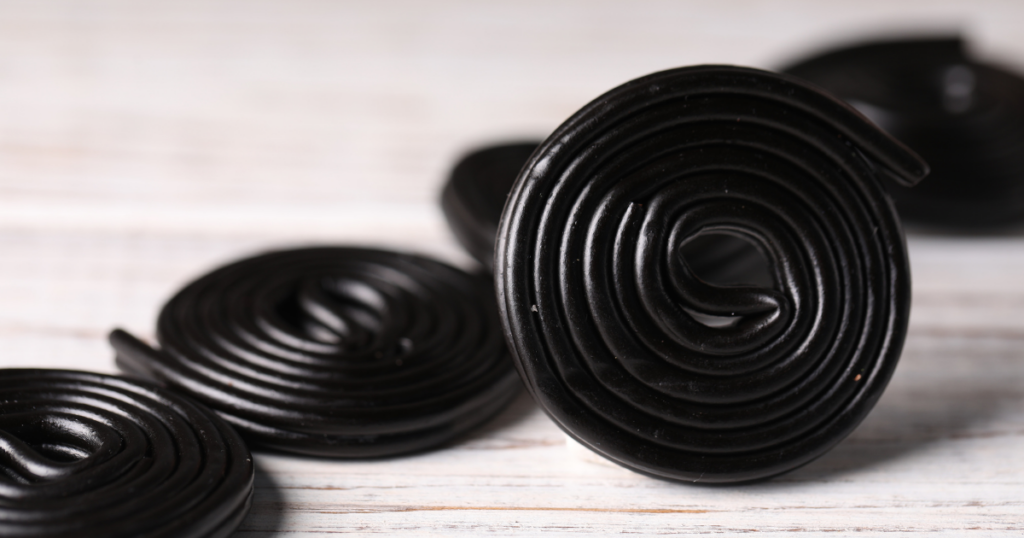 silicone aplicado em sistemas de vedação, oferecendo resistência ao calor e proteção contra agentes externos